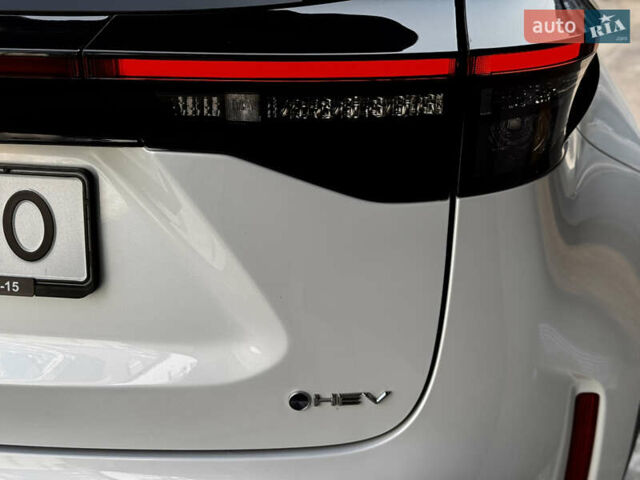 Белый Тойота Yaris Cross, объемом двигателя 1.49 л и пробегом 8 тыс. км за 35500 $, фото 33 на Automoto.ua