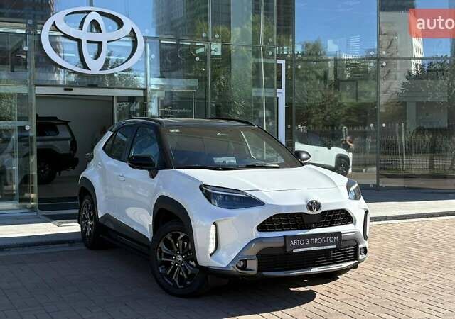 Білий Тойота Yaris Cross, об'ємом двигуна 1.49 л та пробігом 2 тис. км за 33898 $, фото 17 на Automoto.ua