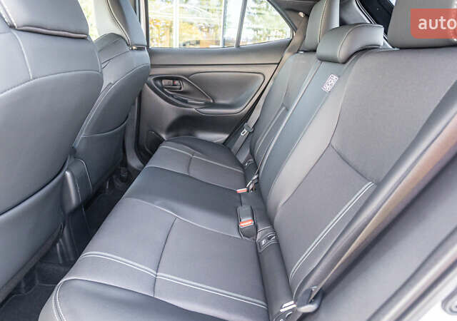 Белый Тойота Yaris Cross, объемом двигателя 1.49 л и пробегом 1 тыс. км за 33542 $, фото 11 на Automoto.ua