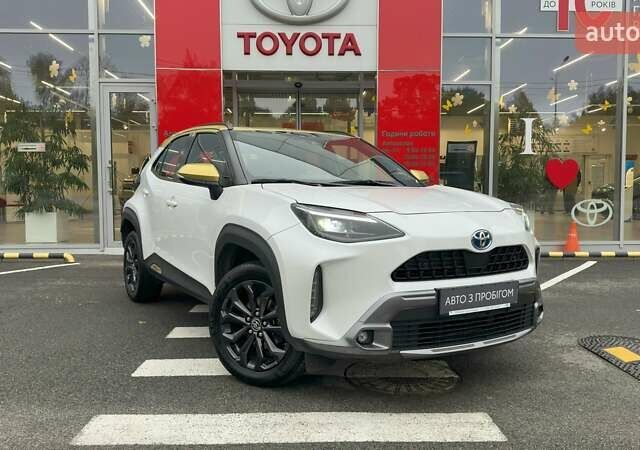 Белый Тойота Yaris Cross, объемом двигателя 1.49 л и пробегом 45 тыс. км за 28500 $, фото 27 на Automoto.ua