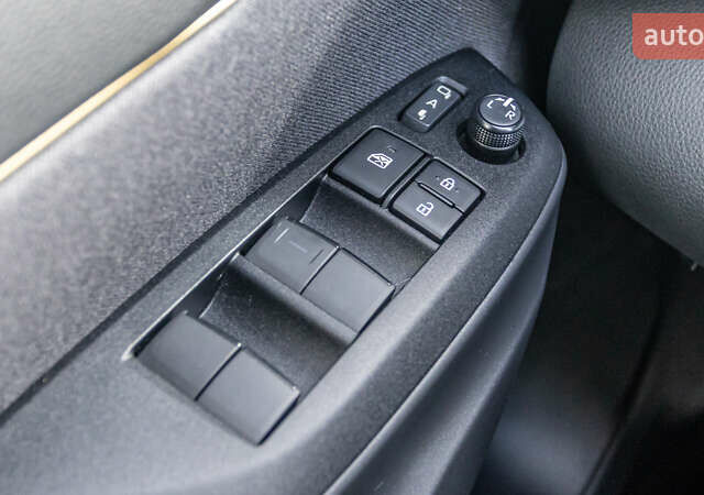 Белый Тойота Yaris Cross, объемом двигателя 1.49 л и пробегом 16 тыс. км за 30748 $, фото 23 на Automoto.ua