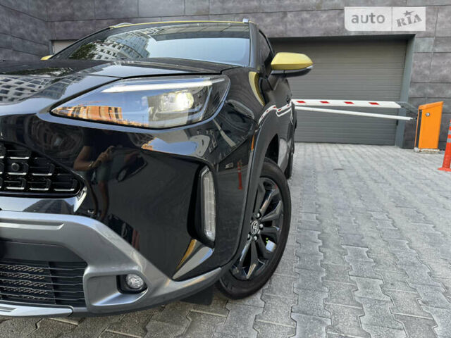Чорний Тойота Yaris Cross, об'ємом двигуна 1.49 л та пробігом 47 тис. км за 26900 $, фото 3 на Automoto.ua