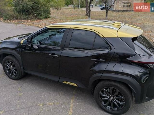 Черный Тойота Yaris Cross, объемом двигателя 1.5 л и пробегом 34 тыс. км за 28300 $, фото 1 на Automoto.ua