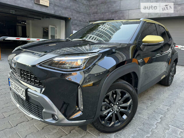 Чорний Тойота Yaris Cross, об'ємом двигуна 1.49 л та пробігом 47 тис. км за 26900 $, фото 1 на Automoto.ua