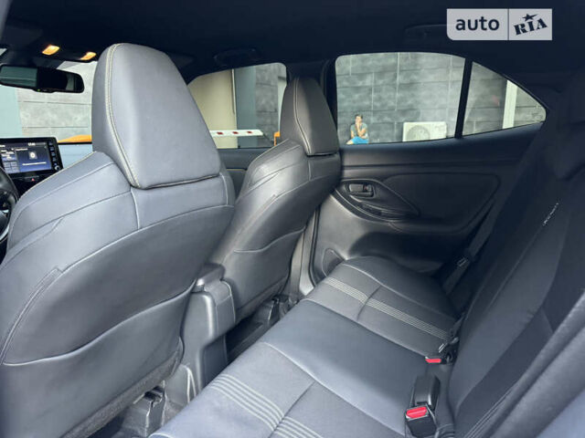 Чорний Тойота Yaris Cross, об'ємом двигуна 1.49 л та пробігом 47 тис. км за 26900 $, фото 48 на Automoto.ua