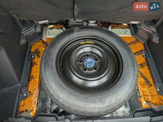 Черный Тойота Yaris Cross, объемом двигателя 1.5 л и пробегом 34 тыс. км за 28300 $, фото 13 на Automoto.ua