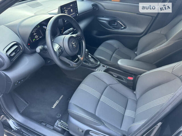 Чорний Тойота Yaris Cross, об'ємом двигуна 1.49 л та пробігом 47 тис. км за 26900 $, фото 31 на Automoto.ua