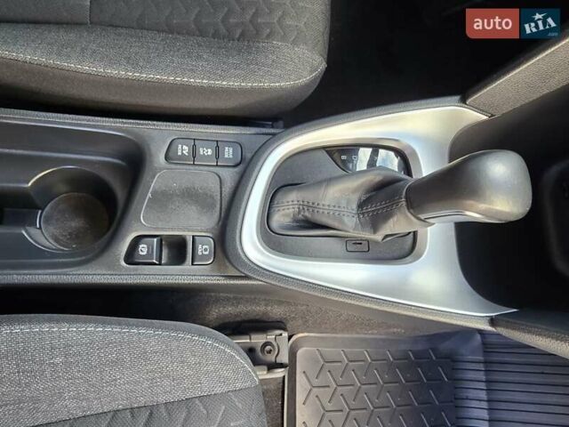 Коричневый Тойота Yaris Cross, объемом двигателя 1.5 л и пробегом 67 тыс. км за 25200 $, фото 12 на Automoto.ua