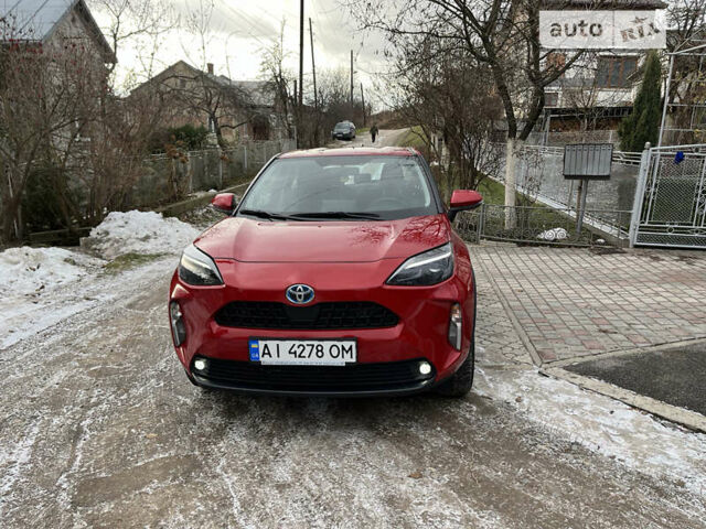 Червоний Тойота Yaris Cross, об'ємом двигуна 1.49 л та пробігом 42 тис. км за 26000 $, фото 27 на Automoto.ua