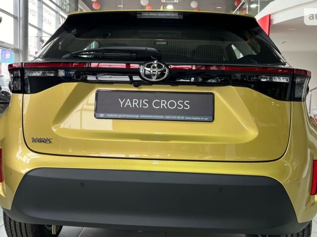 Тойота Yaris Cross, объемом двигателя 1.49 л и пробегом 0 тыс. км за 24561 $, фото 3 на Automoto.ua