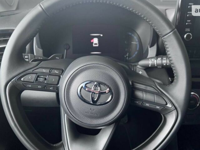 купити нове авто Тойота Yaris Cross 2024 року від офіційного дилера Тойота на Столичному Тойота фото