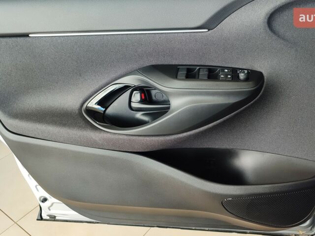 купить новое авто Тойота Yaris Cross 2024 года от официального дилера Автоцентр AUTO.RIA Тойота фото