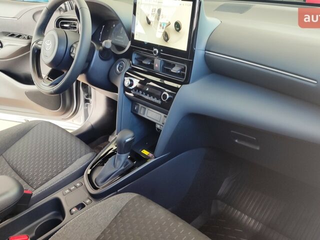 купить новое авто Тойота Yaris Cross 2024 года от официального дилера Автоцентр AUTO.RIA Тойота фото