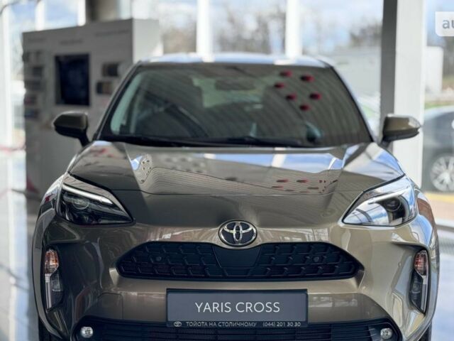 купить новое авто Тойота Yaris Cross 2024 года от официального дилера Тойота на Столичному Тойота фото