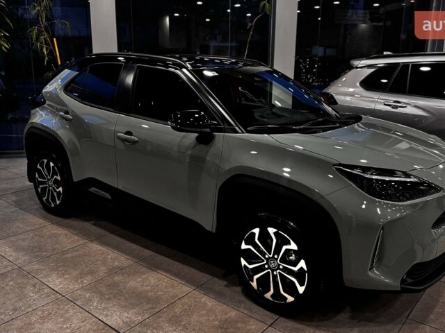 Тойота Yaris Cross, объемом двигателя 1.49 л и пробегом 0 тыс. км за 31494 $, фото 3 на Automoto.ua