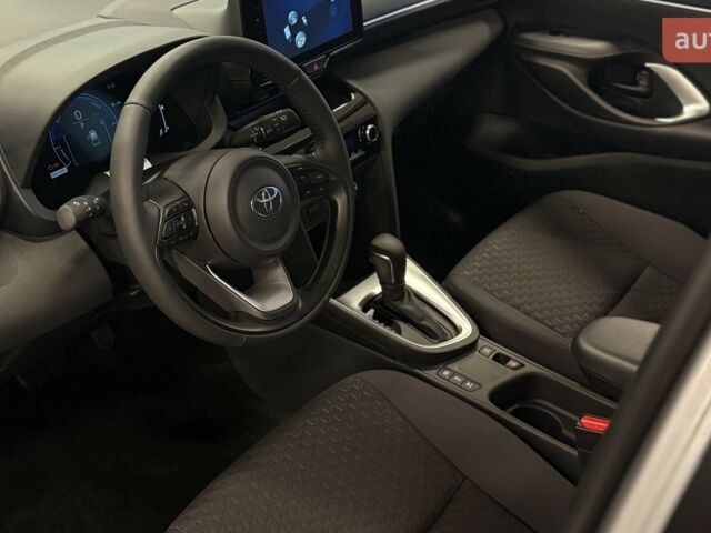 Тойота Yaris Cross, об'ємом двигуна 1.49 л та пробігом 0 тис. км за 29798 $, фото 17 на Automoto.ua