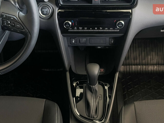 Тойота Yaris Cross, объемом двигателя 1.49 л и пробегом 0 тыс. км за 35266 $, фото 2 на Automoto.ua