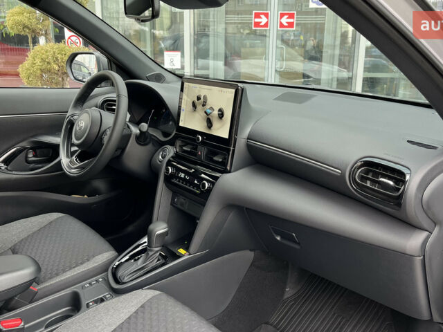 купить новое авто Тойота Yaris Cross 2025 года от официального дилера Тойота Центр Чернігів «Соллі-Плюс» Тойота фото