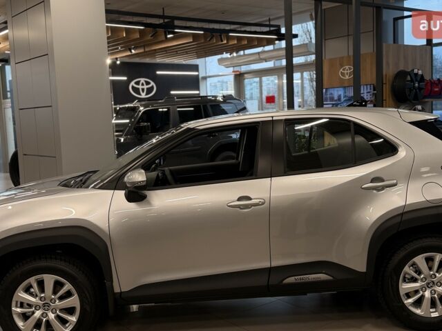 Тойота Yaris Cross, об'ємом двигуна 1.49 л та пробігом 0 тис. км за 29798 $, фото 16 на Automoto.ua