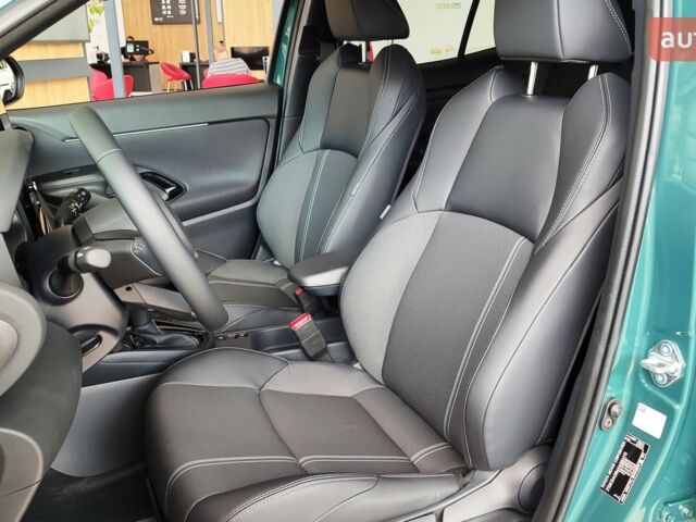 купить новое авто Тойота Yaris Cross 2025 года от официального дилера Автоцентр AUTO.RIA Тойота фото