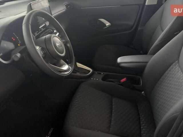 Тойота Yaris Cross, объемом двигателя 1.49 л и пробегом 0 тыс. км за 28688 $, фото 11 на Automoto.ua