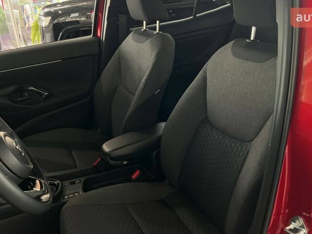 Тойота Yaris Cross, объемом двигателя 1.49 л и пробегом 0 тыс. км за 31601 $, фото 17 на Automoto.ua