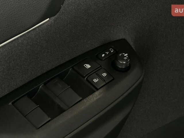 Тойота Yaris Cross, объемом двигателя 1.49 л и пробегом 0 тыс. км за 31601 $, фото 37 на Automoto.ua