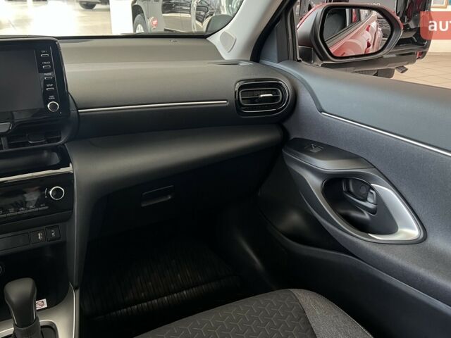 Тойота Yaris Cross, об'ємом двигуна 1.49 л та пробігом 0 тис. км за 28949 $, фото 16 на Automoto.ua