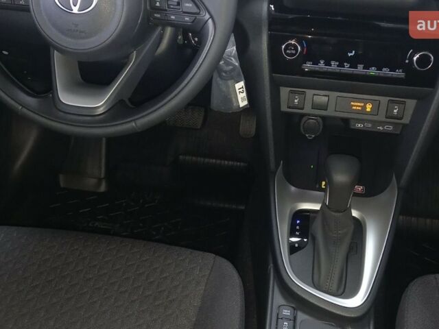 Тойота Yaris Cross, объемом двигателя 1.49 л и пробегом 0 тыс. км за 28688 $, фото 28 на Automoto.ua