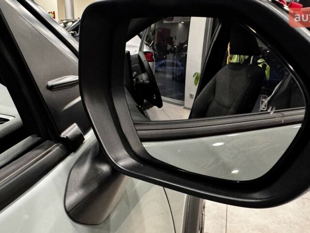 Тойота Yaris Cross, объемом двигателя 1.49 л и пробегом 0 тыс. км за 31494 $, фото 4 на Automoto.ua