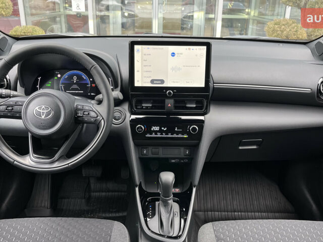 купить новое авто Тойота Yaris Cross 2025 года от официального дилера Автоцентр AUTO.RIA Тойота фото