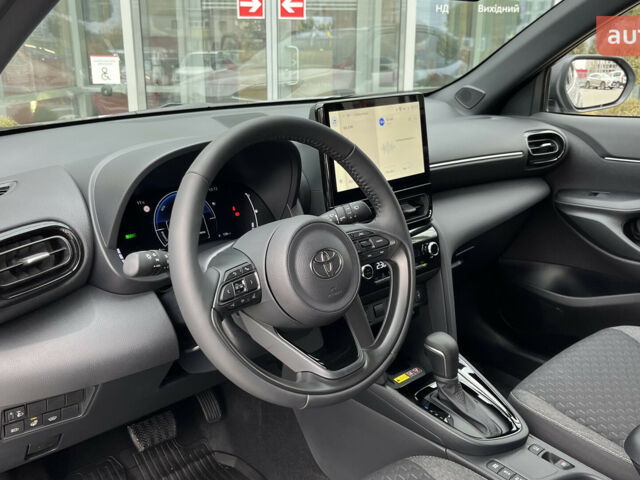 купить новое авто Тойота Yaris Cross 2025 года от официального дилера Тойота Центр Чернігів «Соллі-Плюс» Тойота фото