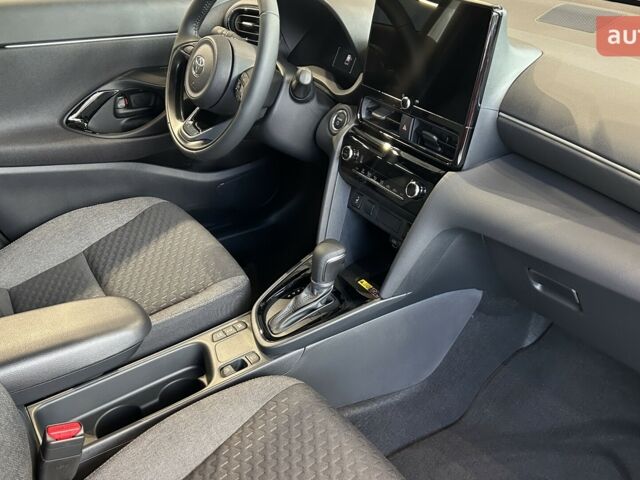 Тойота Yaris Cross, об'ємом двигуна 1.49 л та пробігом 0 тис. км за 31239 $, фото 18 на Automoto.ua