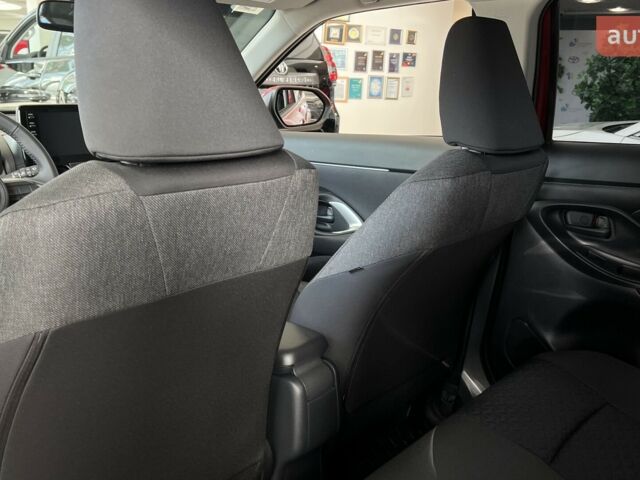 Тойота Yaris Cross, об'ємом двигуна 1.49 л та пробігом 0 тис. км за 28949 $, фото 14 на Automoto.ua