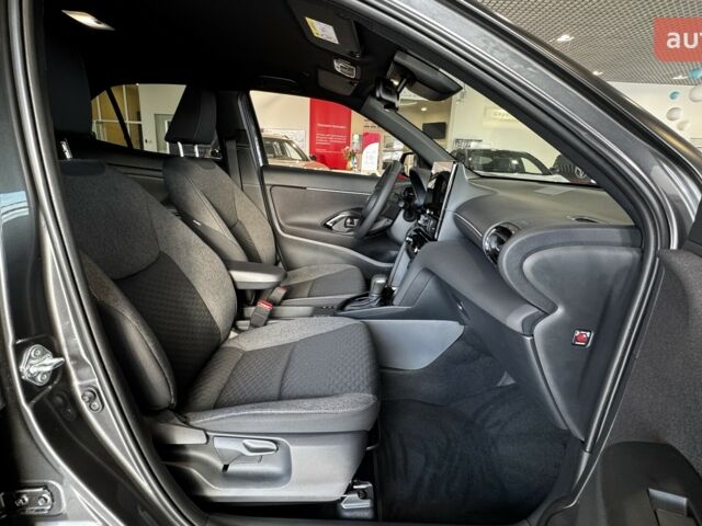 Тойота Yaris Cross, объемом двигателя 1.49 л и пробегом 0 тыс. км за 31254 $, фото 8 на Automoto.ua