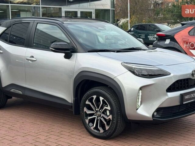 Тойота Yaris Cross, объемом двигателя 1.49 л и пробегом 0 тыс. км за 31392 $, фото 2 на Automoto.ua