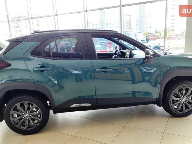 купить новое авто Тойота Yaris Cross 2025 года от официального дилера Автоцентр AUTO.RIA Тойота фото