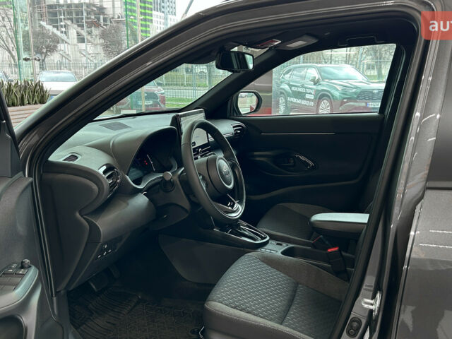 Тойота Yaris Cross, объемом двигателя 1.49 л и пробегом 0 тыс. км за 31654 $, фото 6 на Automoto.ua