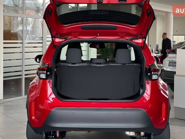 Тойота Yaris Cross, объемом двигателя 1.49 л и пробегом 0 тыс. км за 31601 $, фото 7 на Automoto.ua