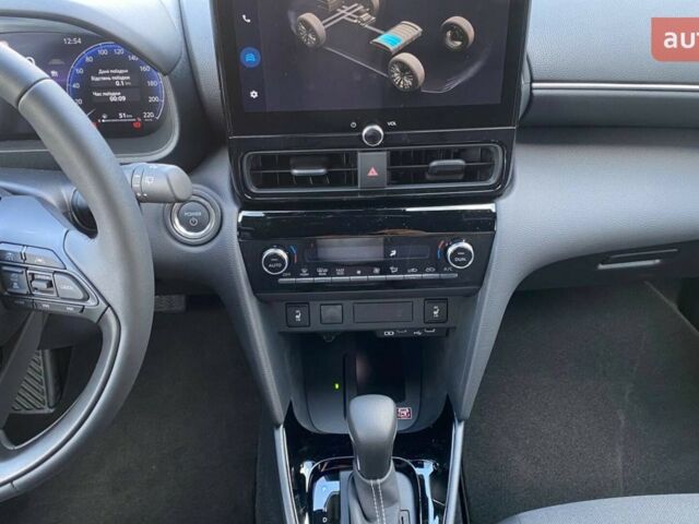 Тойота Yaris Cross, об'ємом двигуна 1.49 л та пробігом 0 тис. км за 34963 $, фото 15 на Automoto.ua