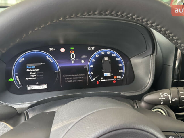 Тойота Yaris Cross 2025 в Кривом Роге на Automoto.ua Тойота Yaris Cross, объемом двигателя 1.49 л и пробегом 0 тыс. км за 34454 $, фото 13 на Automoto.ua