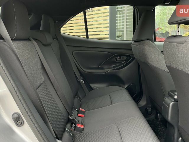 купить новое авто Тойота Yaris Cross 2025 года от официального дилера Тойота Центр Чернігів «Соллі-Плюс» Тойота фото