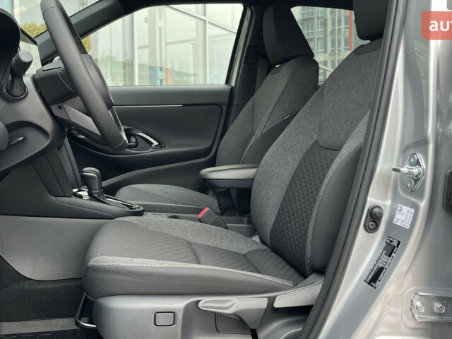 купить новое авто Тойота Yaris Cross 2025 года от официального дилера Тойота Центр Чернігів «Соллі-Плюс» Тойота фото