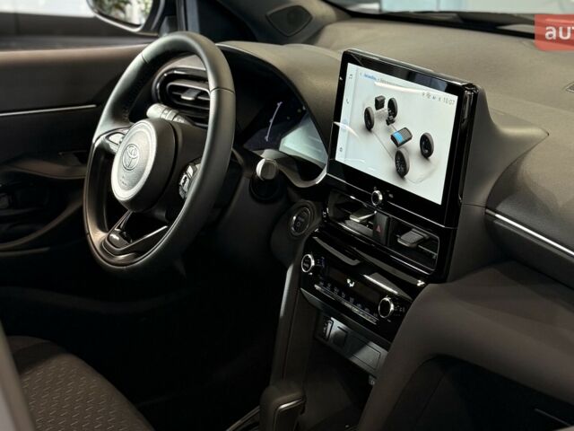 Тойота Yaris Cross, об'ємом двигуна 1.49 л та пробігом 0 тис. км за 33217 $, фото 9 на Automoto.ua