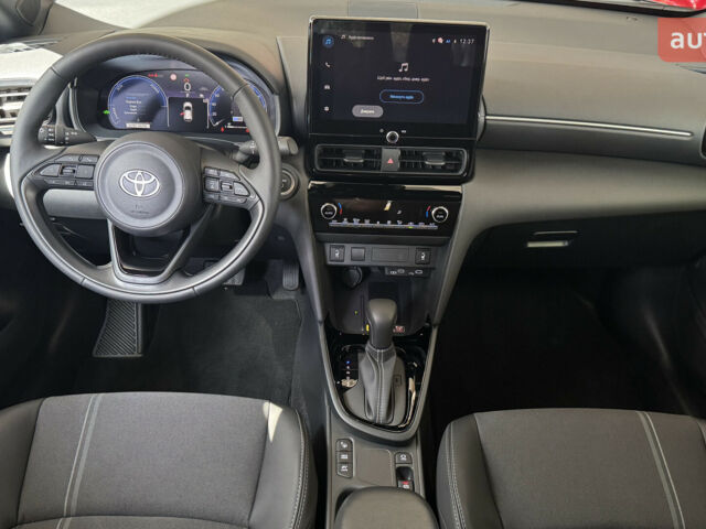 Тойота Yaris Cross 2025 в Кривом Роге на Automoto.ua Тойота Yaris Cross, объемом двигателя 1.49 л и пробегом 0 тыс. км за 34454 $, фото 9 на Automoto.ua