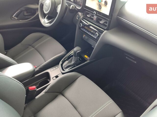 купить новое авто Тойота Yaris Cross 2025 года от официального дилера Тойота Центр Чернігів «Соллі-Плюс» Тойота фото