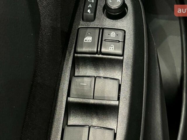 Тойота Yaris Cross, объемом двигателя 1.49 л и пробегом 0 тыс. км за 34966 $, фото 7 на Automoto.ua