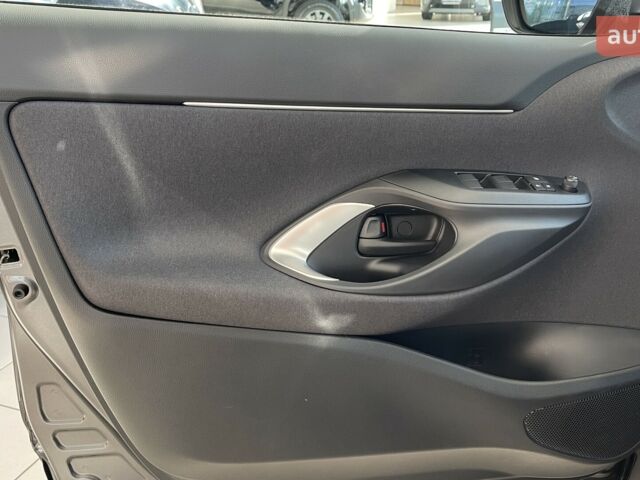 Тойота Yaris Cross, об'ємом двигуна 1.49 л та пробігом 0 тис. км за 28708 $, фото 14 на Automoto.ua