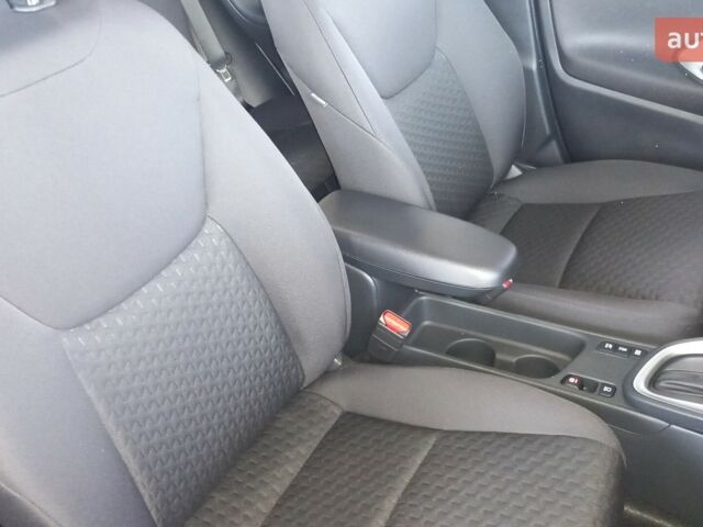 Тойота Yaris Cross, объемом двигателя 1.49 л и пробегом 0 тыс. км за 28688 $, фото 23 на Automoto.ua