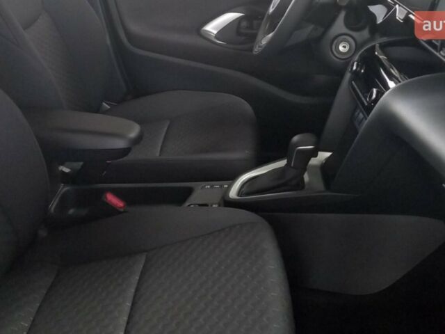 Тойота Yaris Cross, объемом двигателя 1.49 л и пробегом 0 тыс. км за 28688 $, фото 26 на Automoto.ua